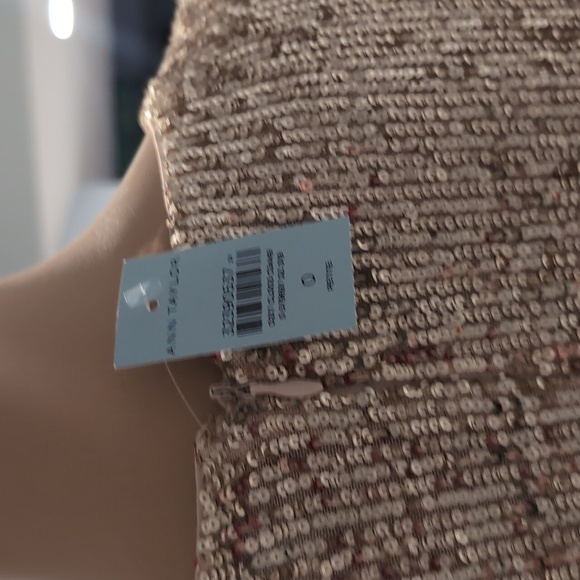 Elegant Sequin Long Sleeve Dress - Picture 5 of 5